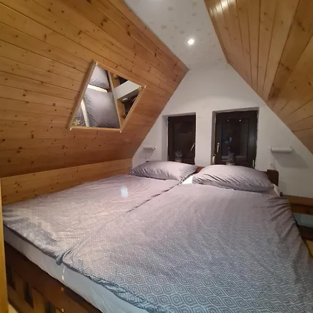 Chataugryšánků Šternberk