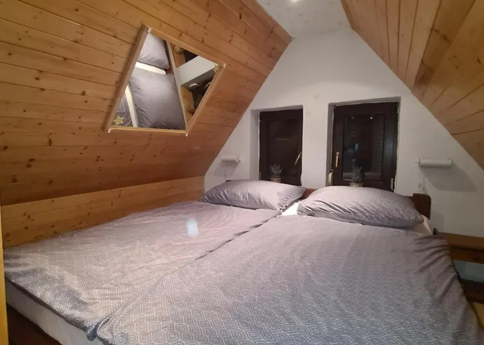 Chataugrysanku Šternberk